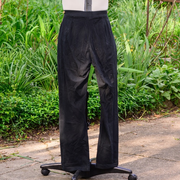 LL Bean Black flared knit cotton and lycra pants w/cross-over front - Picture 2 of 3